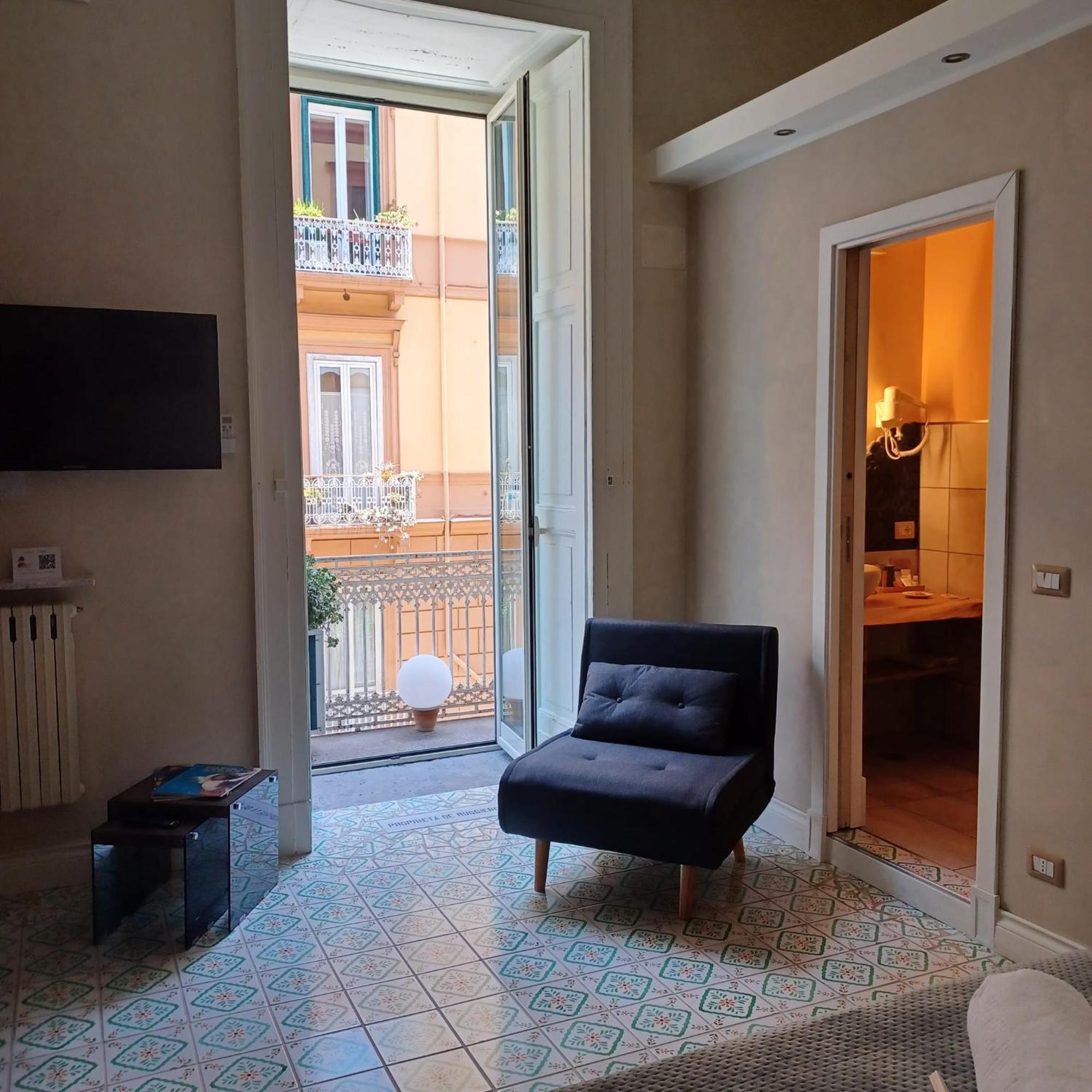 Domus Duomo B&B Napoli Exterior foto